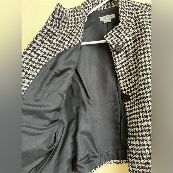 Studio Jax wool blazer made in Canada! - Picture 4 of 8